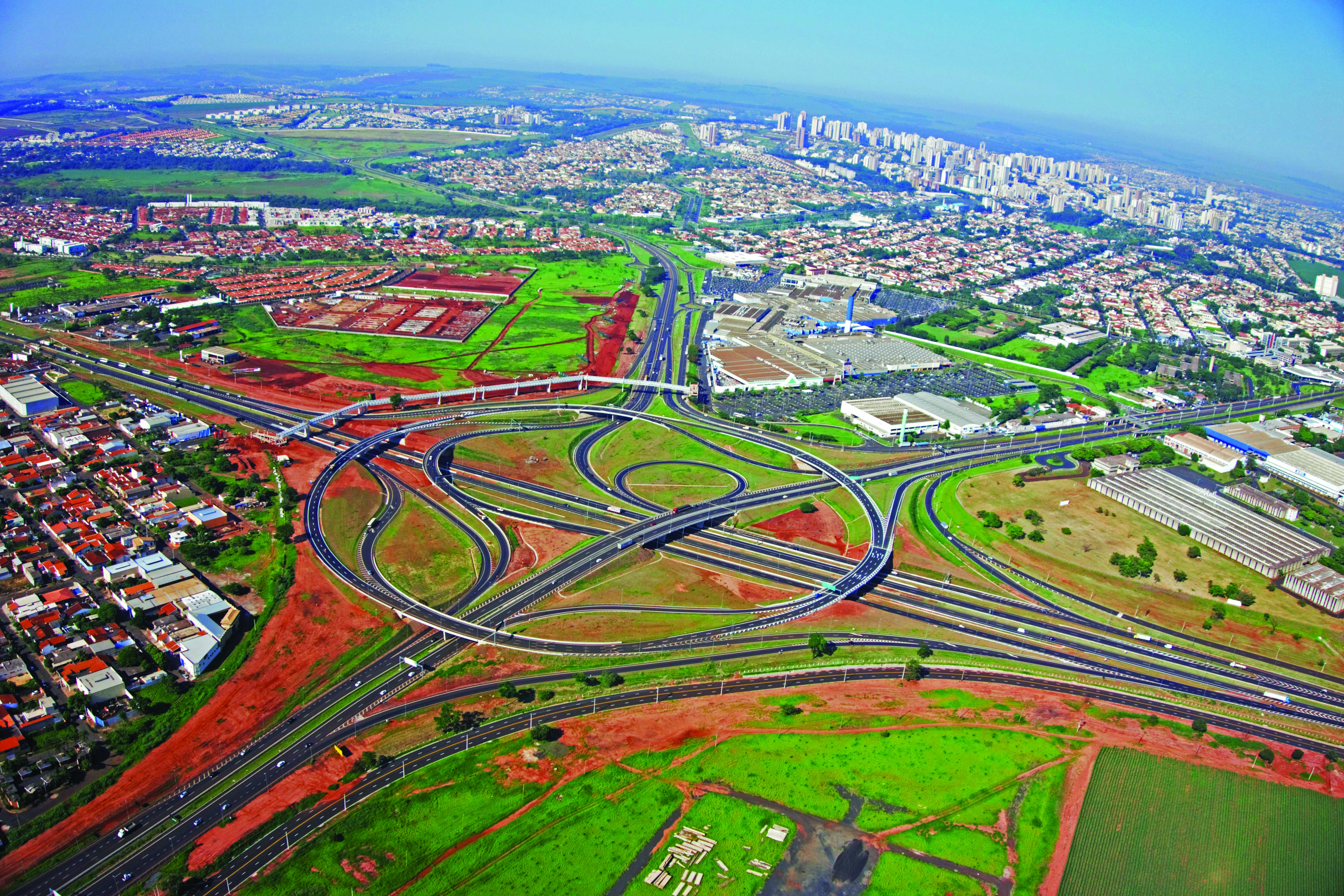 SETENGE and Beta 2 Engenharia Reduced Traffic with New Roundabout in Ribeirão Preto, Brazil